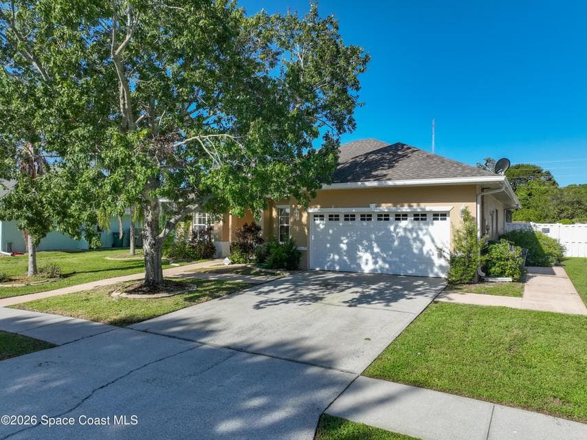 3677 Whisperwood Circle, Melbourne, FL 32901 photo 5