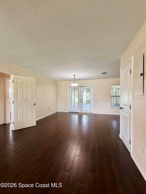 550 Comanche Avenue, Melbourne, FL 32935 photo 3