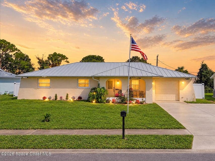 1320 Johns Circle, Merritt Island, FL 32952