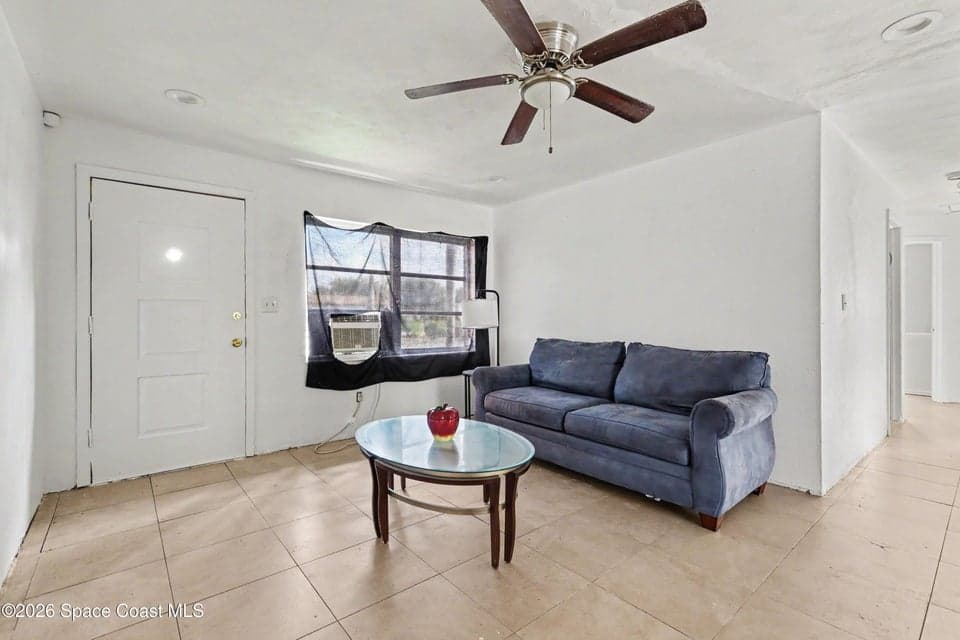 819 Almond Boulevard, Melbourne, FL 32901 photo 3