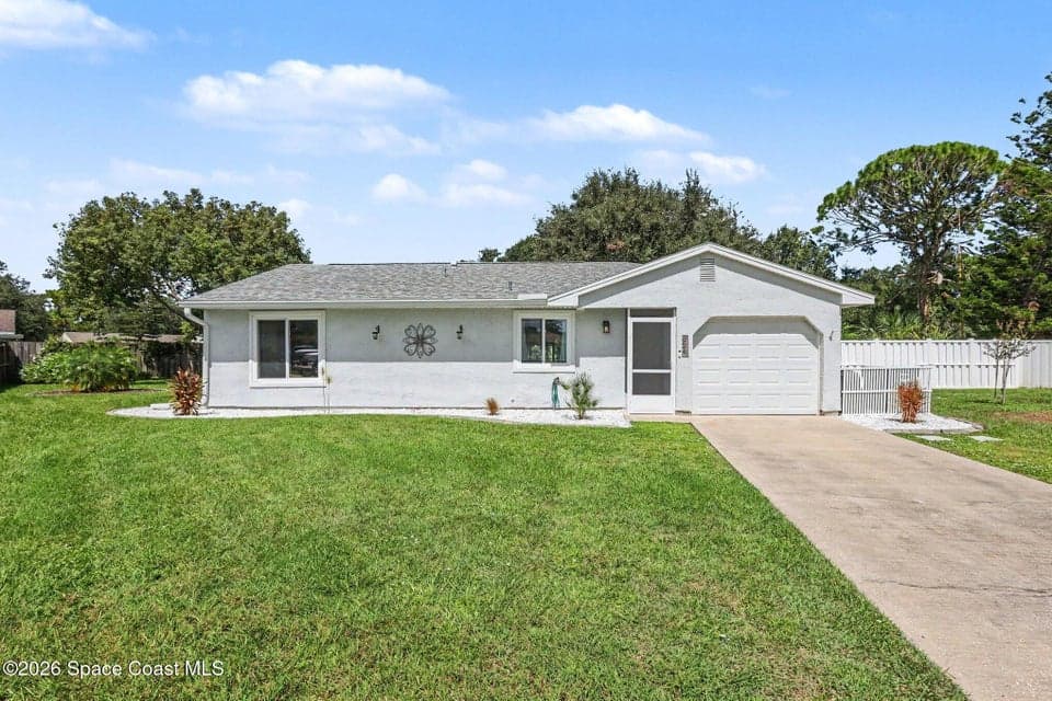 924 Gables Way, Melbourne, FL 32940 photo 2