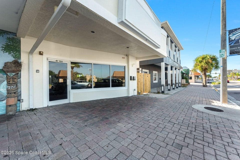 41 N Orlando Avenue 1, Cocoa Beach, FL 32931 photo 2