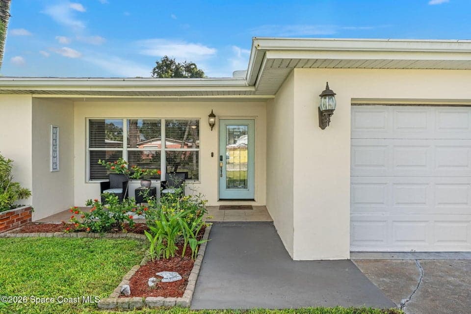 926 Santa Cruz Road, Cocoa Beach, FL 32931 photo 4