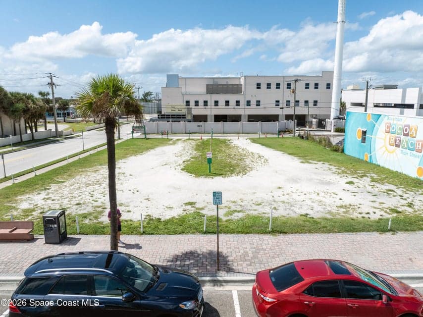 78 S Atlantic Avenue, Cocoa Beach, FL 32931