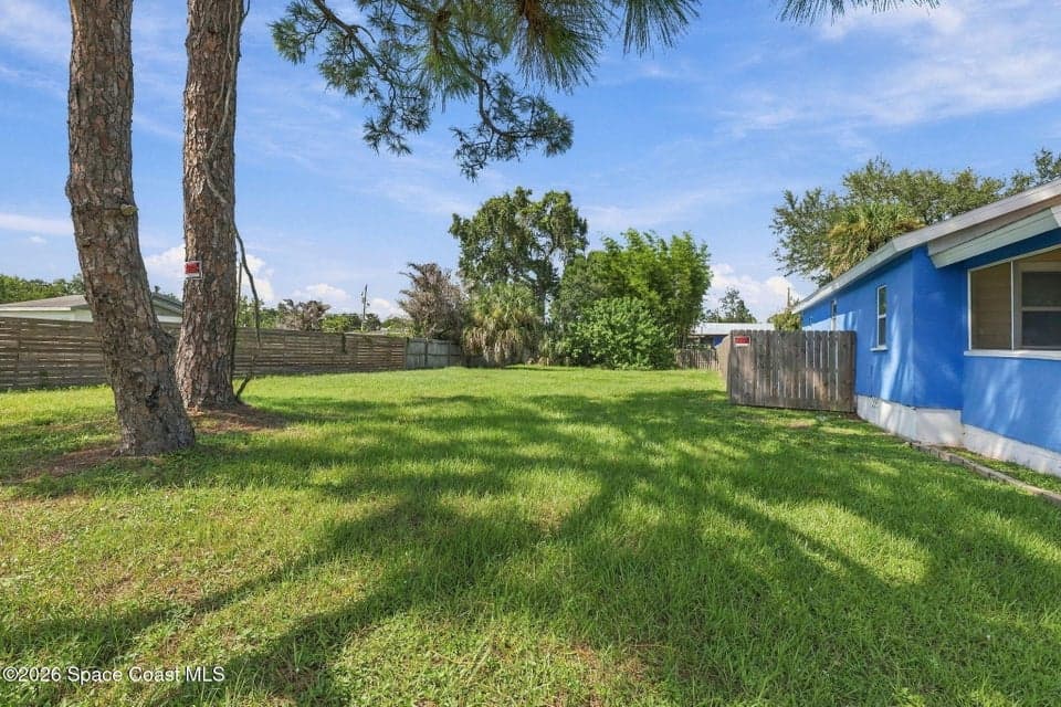 218 E Fee Avenue, Melbourne, FL 32901 photo 2