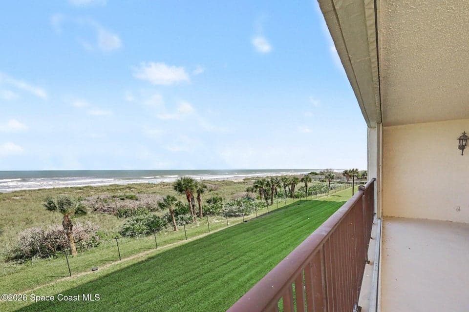 1860 N Atlantic Avenue B301, Cocoa Beach, FL 32931 photo 4