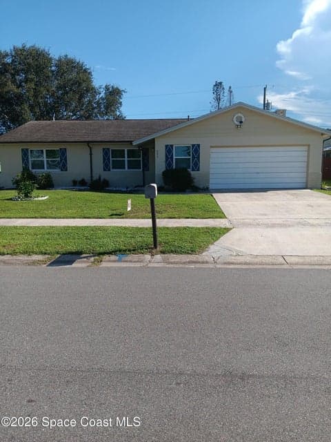 285 Hickory Avenue, Merritt Island, FL 32953