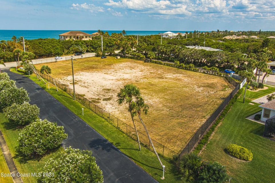 5660 S Highway A1a, Melbourne Beach, FL 32951 photo 5
