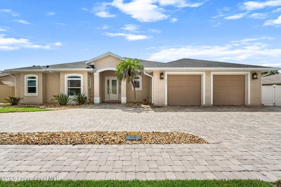 215 Cordoba Court, Merritt Island, FL 32953 photo 4