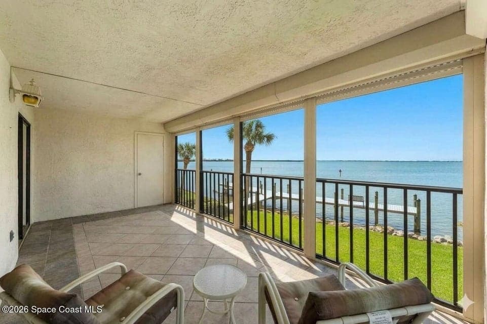190 Escambia Lane 204, Cocoa Beach, FL 32931