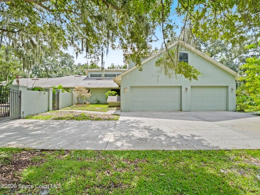 3216 Bird Song Court, Melbourne, FL 32934 photo 5