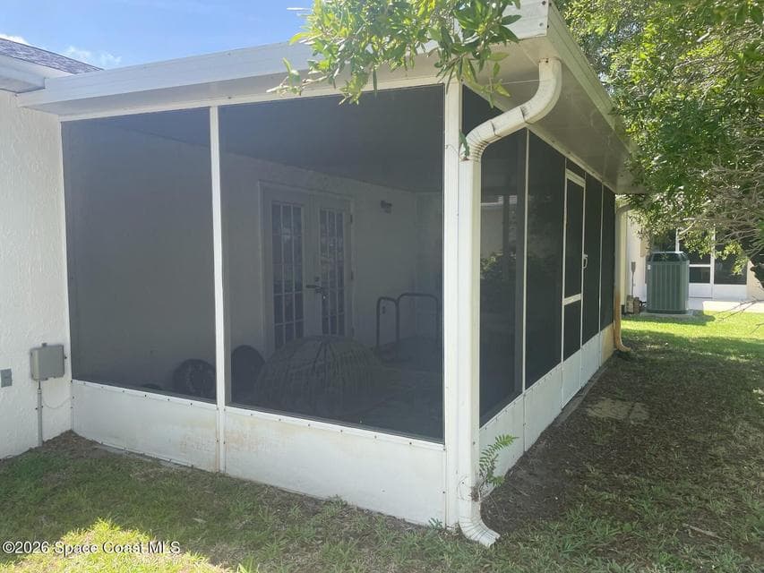 1211 Berryhill Drive, Melbourne, FL 32934 photo 5