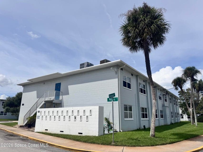 120 Mutiny Lane C3-106, Merritt Island, FL 32952