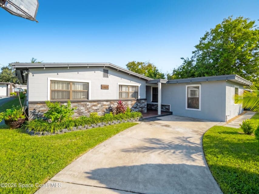 1485 Holly Avenue, Merritt Island, FL 32952 photo 2