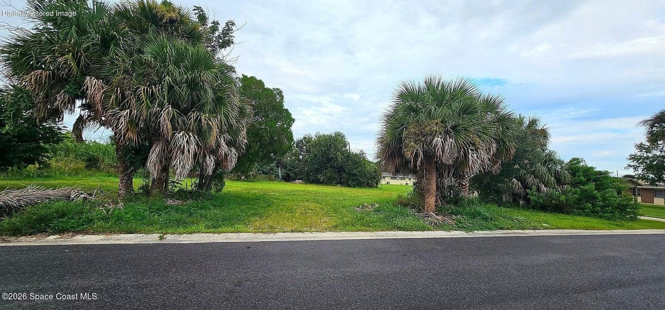 3318 Pelham Street, Melbourne, FL 32901 photo 2