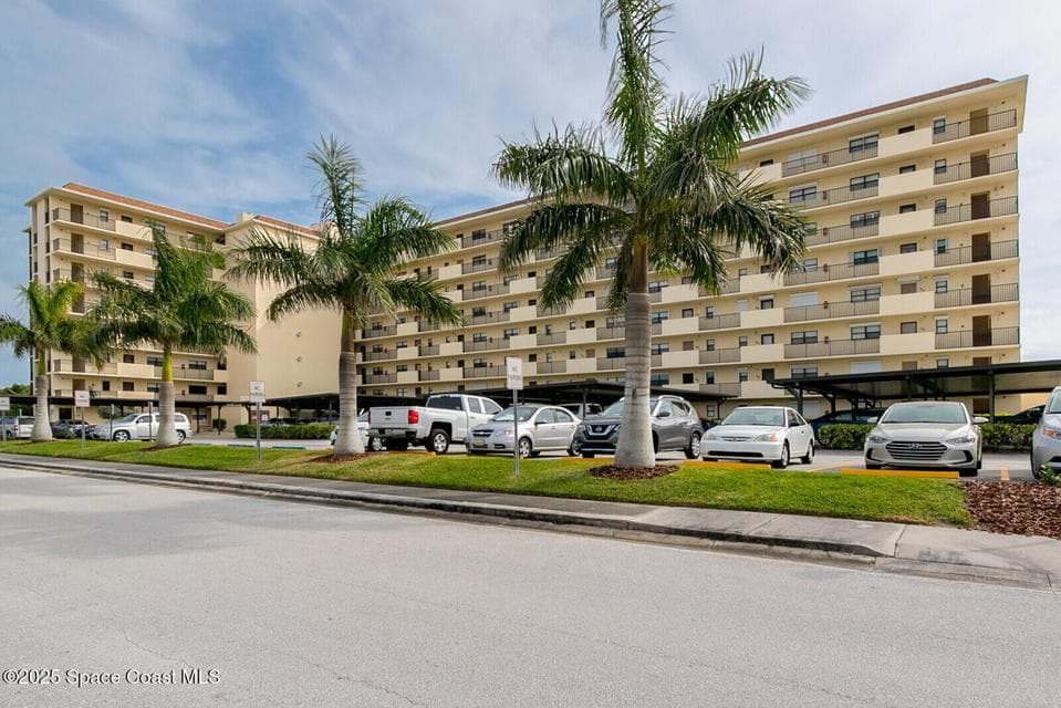 500 Palm Springs Boulevard 711, Indian Harbour Beach, FL 32937 photo 4