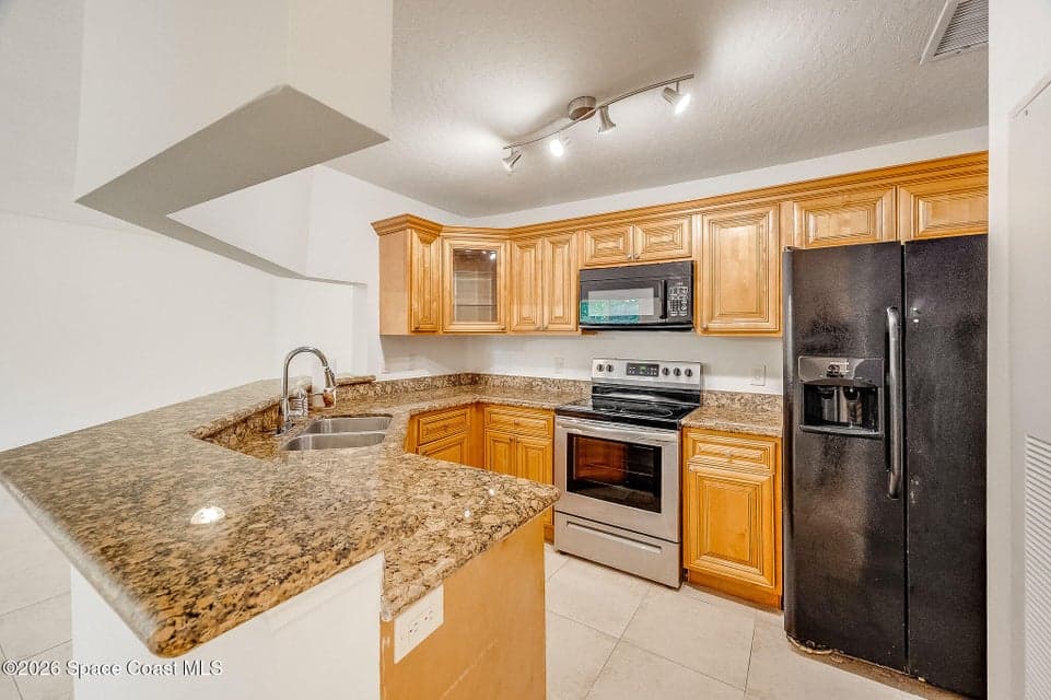 7667 N Wickham Road 1408, Melbourne, FL 32940 photo 5