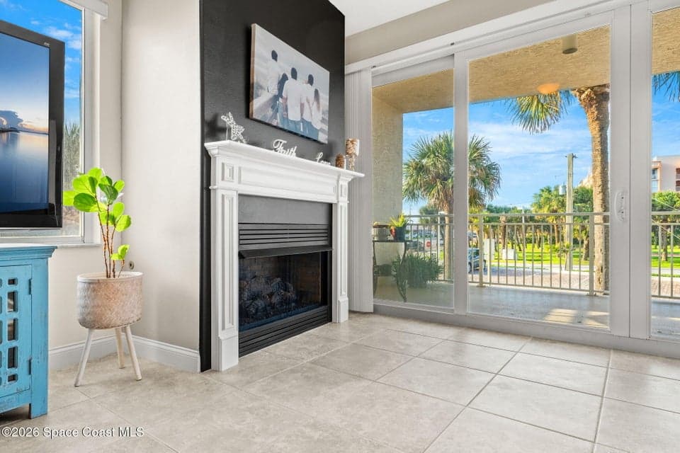 601 N Miramar Avenue 102, Indialantic, FL 32903 photo 5