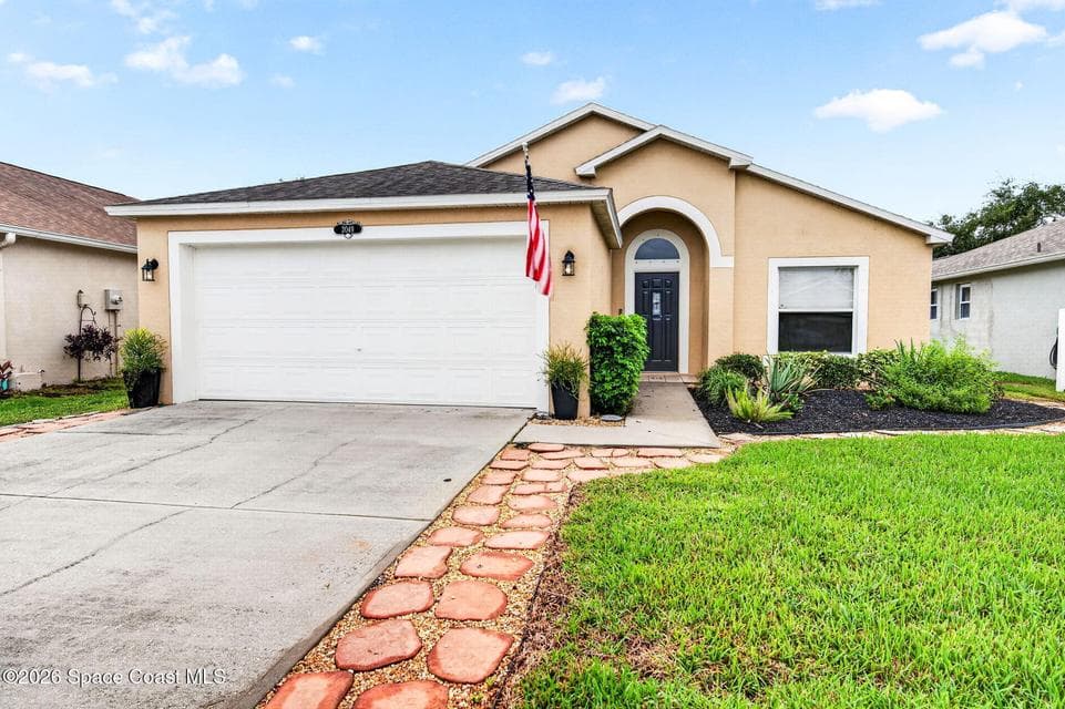 2049 Caledonia Place, Melbourne, FL 32940