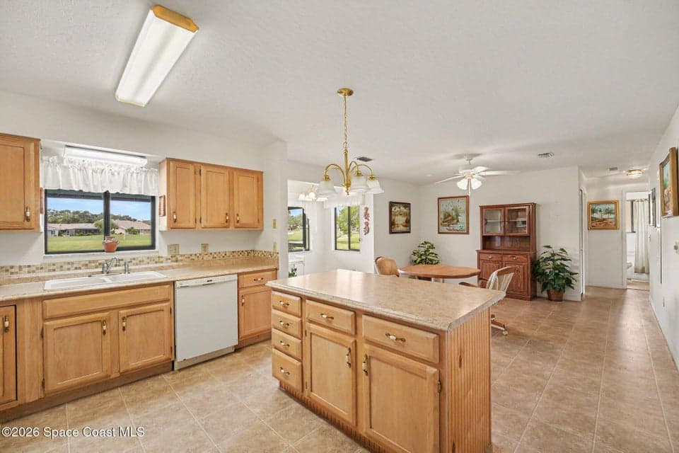 1360 Pilgrim Avenue, Melbourne, FL 32940 photo 6