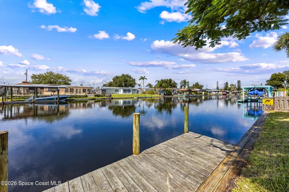 905 Richland Avenue, Merritt Island, FL 32953 photo 2