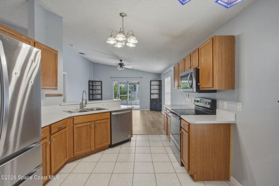 4364 Grand Meadows Boulevard, Melbourne, FL 32934 photo 5