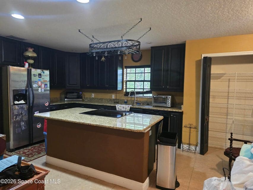 2595 Sykes Creek Drive, Merritt Island, FL 32953 photo 2