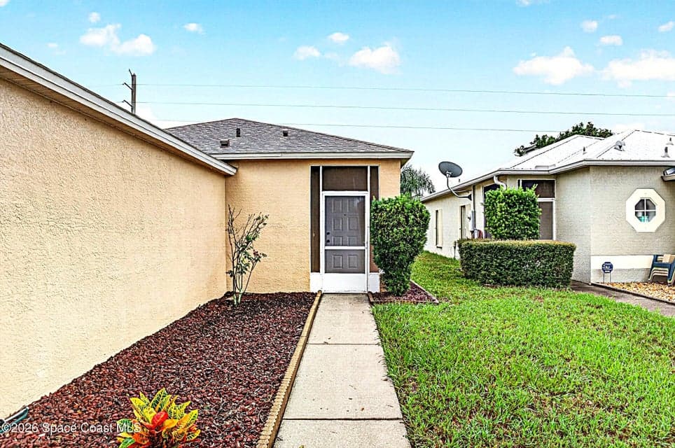 2235 Whisper Wind Circle, Melbourne, FL 32935 photo 4