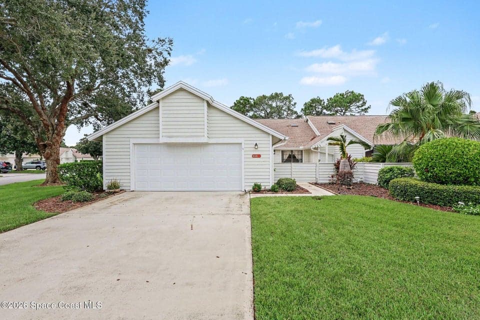 858 Ridge Lake Drive, Melbourne, FL 32940