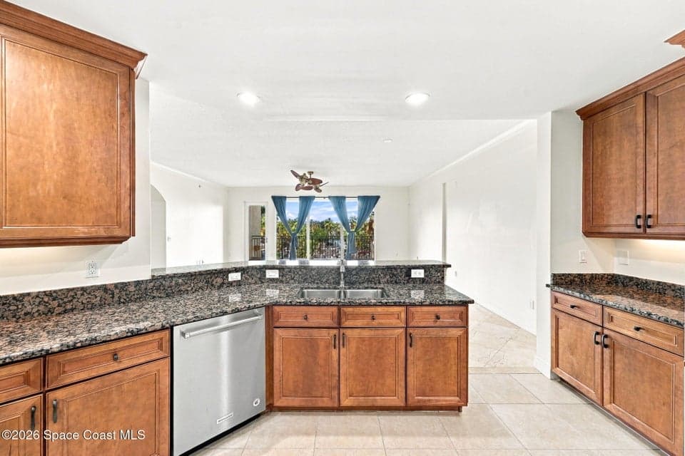 1437 Pineapple Avenue 306, Melbourne, FL 32935 photo 6