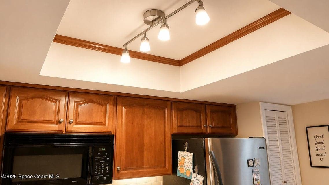530 S Brevard Avenue 322, Cocoa Beach, FL 32931 photo 3