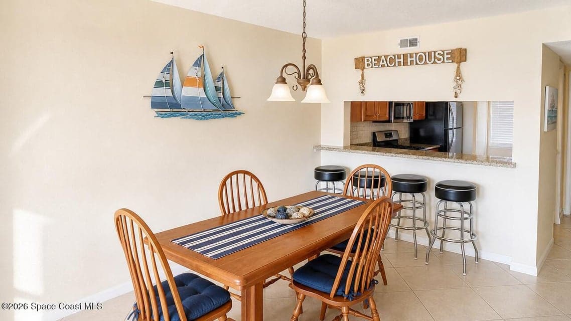 530 S Brevard Avenue 322, Cocoa Beach, FL 32931 photo 4