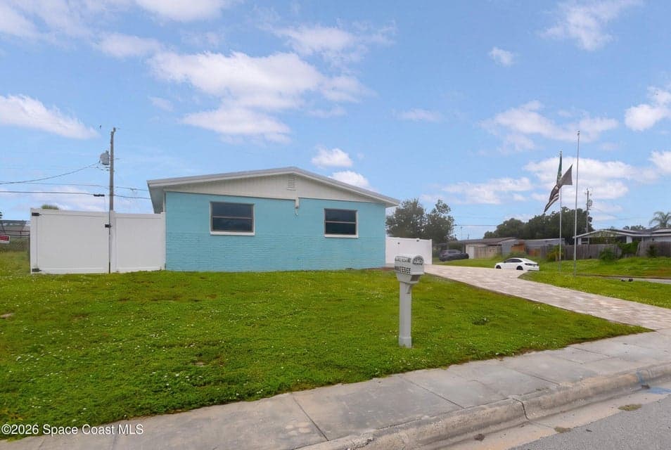 632 Teak Drive, Melbourne, FL 32935 photo 2