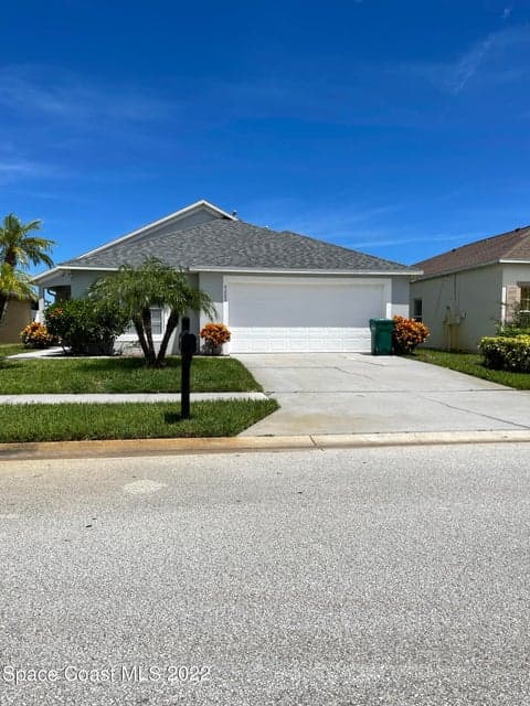 5222 Outlook Drive, Melbourne, FL 32940