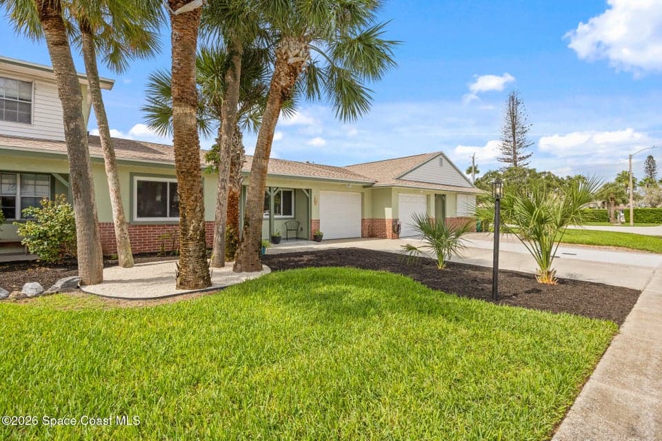 602 Desoto Lane, Indian Harbour Beach, FL 32937 photo 2