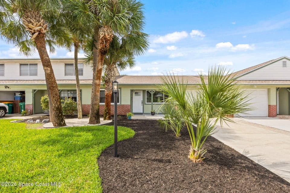 602 Desoto Lane, Indian Harbour Beach, FL 32937 photo 3