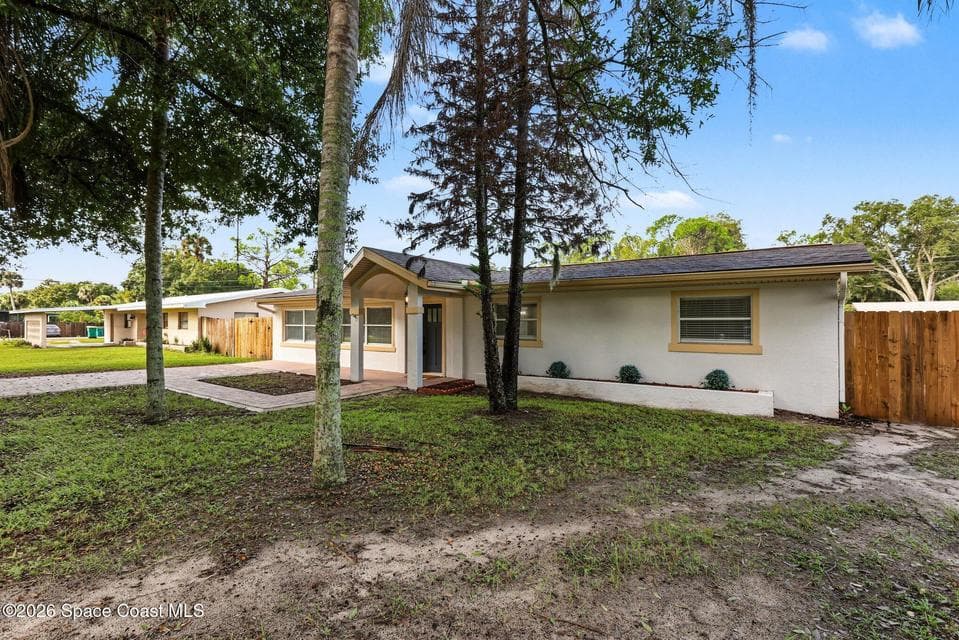 2070 Seminole Boulevard, Melbourne, FL 32904 photo 4