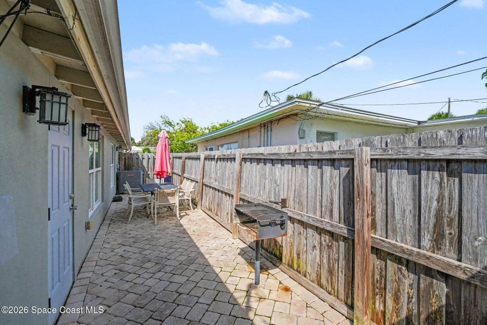 211 Arthur Avenue, Cocoa Beach, FL 32931 photo 4