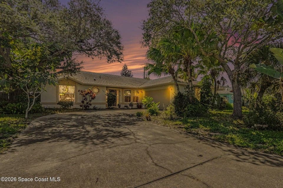 225 Chalet Avenue, Indialantic, FL 32903 photo 2