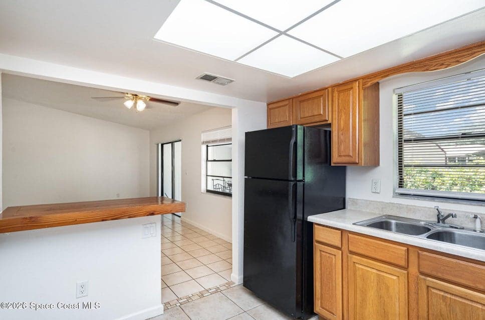 Home for sale at 807 Poinciana Street, Rockledge, FL 32955 – 2 bed, 2 bath, photo 6