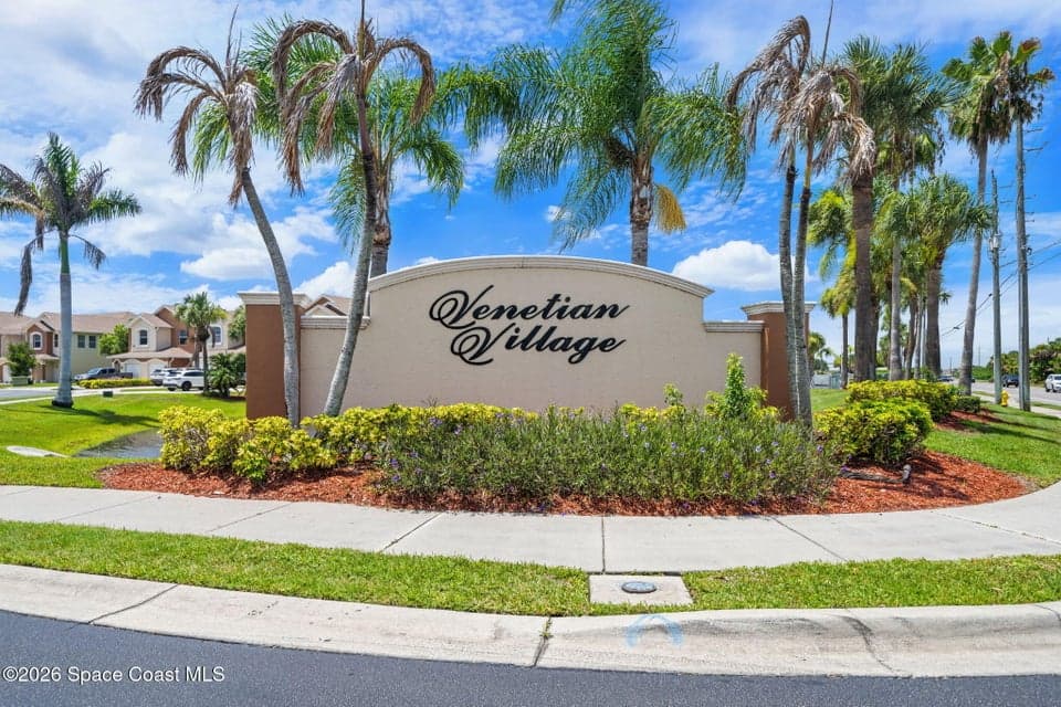 1020 Venetian Drive 101, Melbourne, FL 32904 photo 2