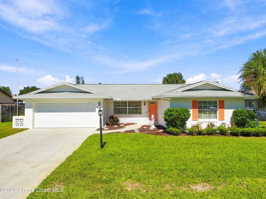 1520 Bella Casa Court, Merritt Island, FL 32952 photo 2