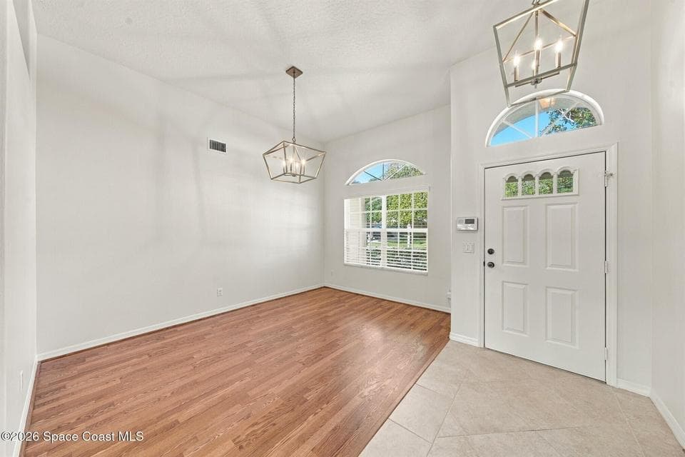 Home for sale at 423 Vizcaya Court, Melbourne, FL 32940 – 3 bed, 2 bath, photo 2