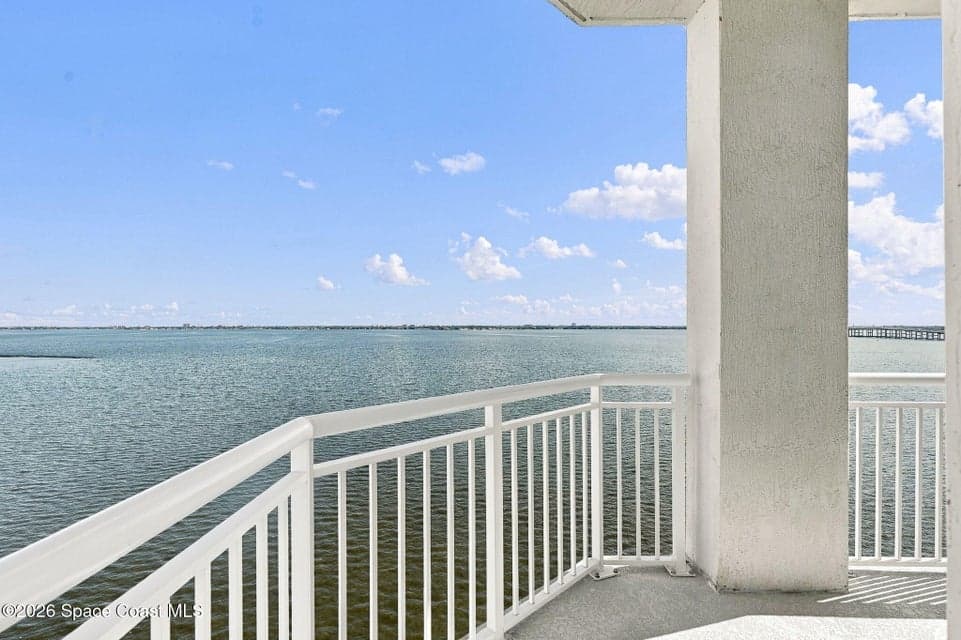 Condo for sale at 1465 S Harbor City Boulevard 901, Melbourne, FL 32901 – 3 bed, 3 bath
