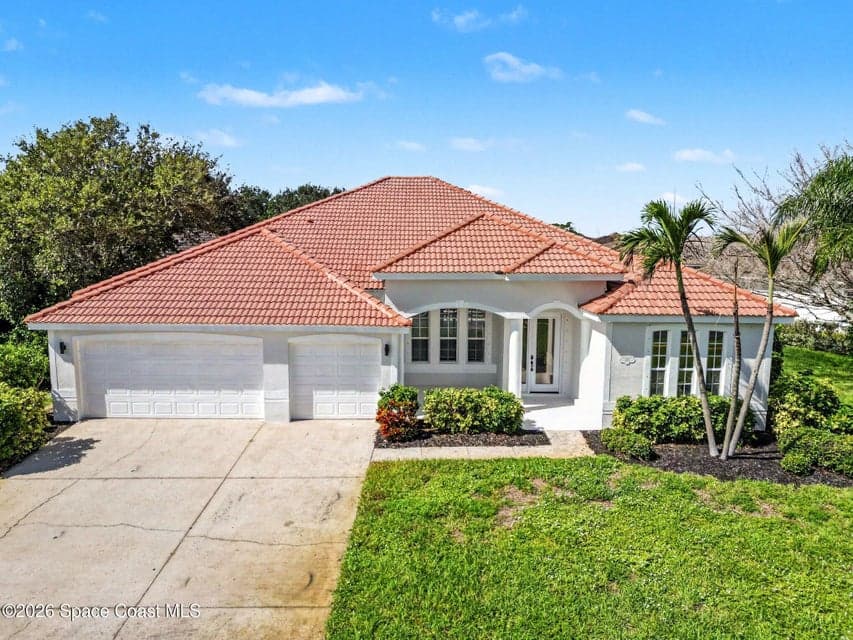 572 Oceanside Boulevard, Melbourne, FL 32903 photo 2
