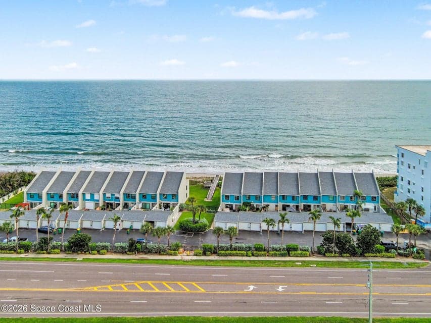 Condo for sale at 559 Jimmy Buffett Memorial Highway, Satellite Beach, FL 32937 – 3 bed, 3 bath, photo 2