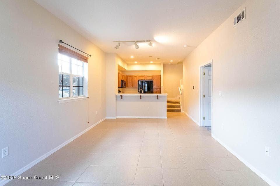 3975 Almeida Court 101, Melbourne, FL 32901 photo 4