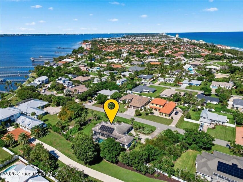 Home for sale at 165 Mar-len Drive, Melbourne Beach, FL 32951 – 4 bed, 3 bath, photo 3