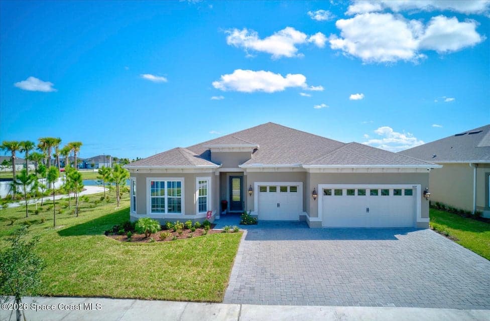 Home for sale at 9177 Splashing Drive, Melbourne, FL 32940 – 3 bed, 4 bath, photo 2