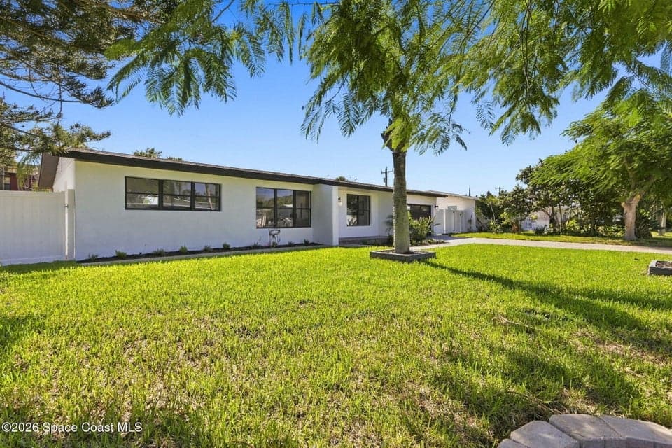 Home for sale at 356 W Exeter Street, Satellite Beach, FL 32937 – 3 bed, 2 bath, photo 5